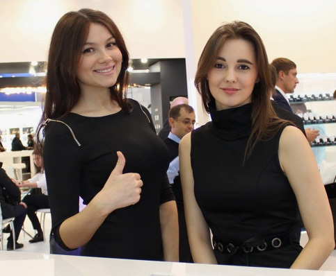 Expocentre'da MITEX Moskova Fuarı için Rus Türk Tercüman Hostes