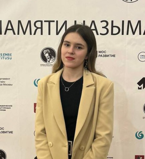 Moskova’da Tercüman Maria Er